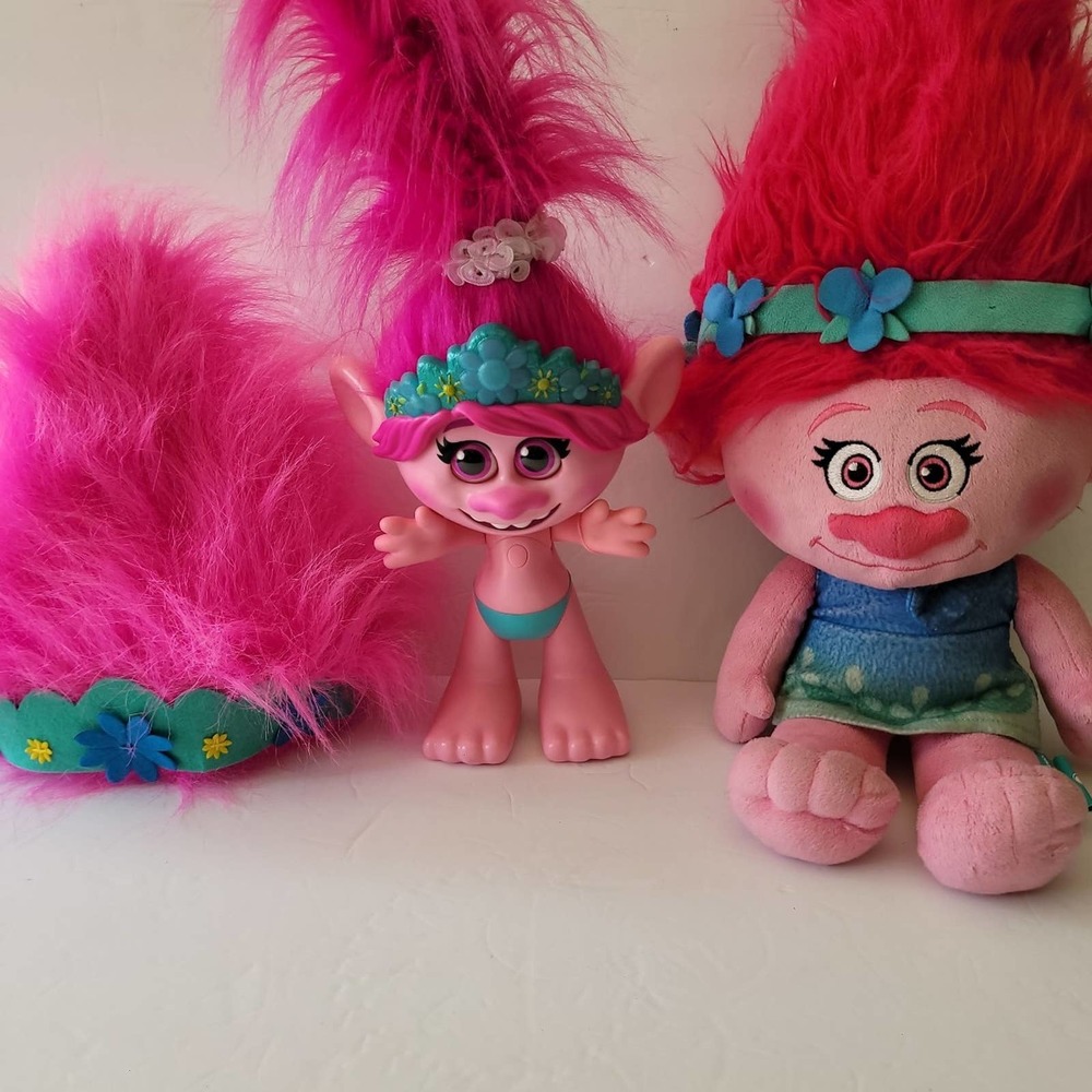 Dreamworks Trolls Dolls and Hat Assortment
